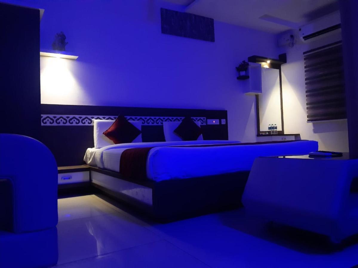 Отель Pagadala Grand Residency Bapatla Экстерьер фото